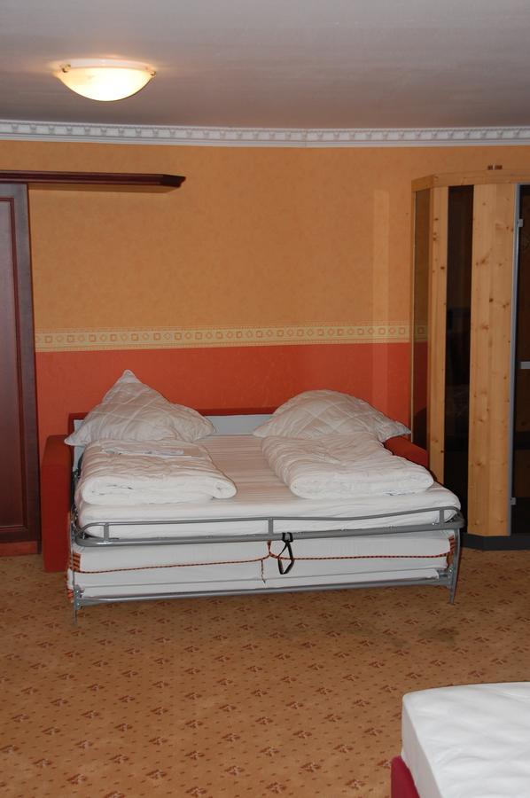Kegel Tanz Palast Winterberg Hotel Bagian luar foto