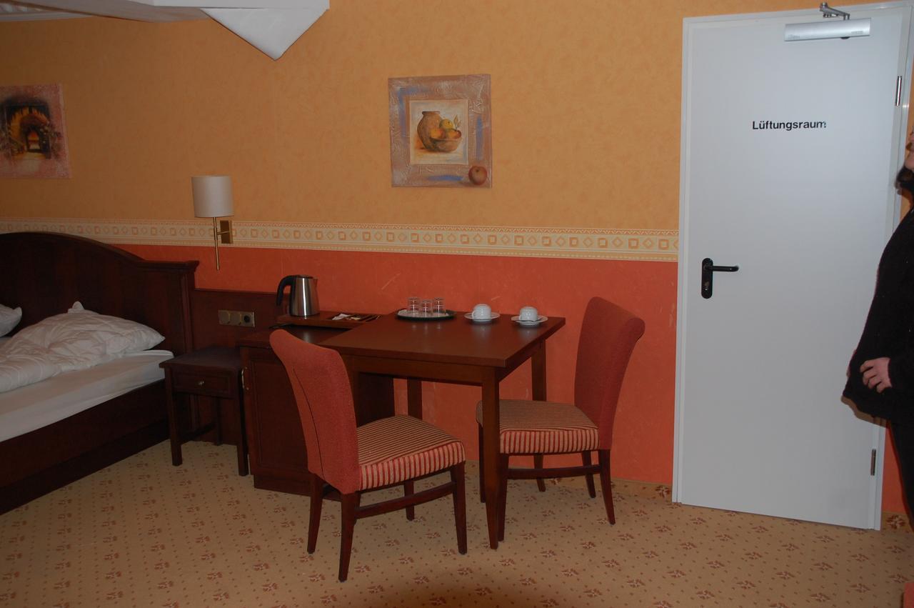 Kegel Tanz Palast Winterberg Hotel Bagian luar foto