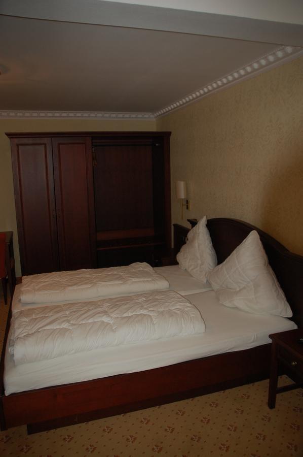 Kegel Tanz Palast Winterberg Hotel Bagian luar foto