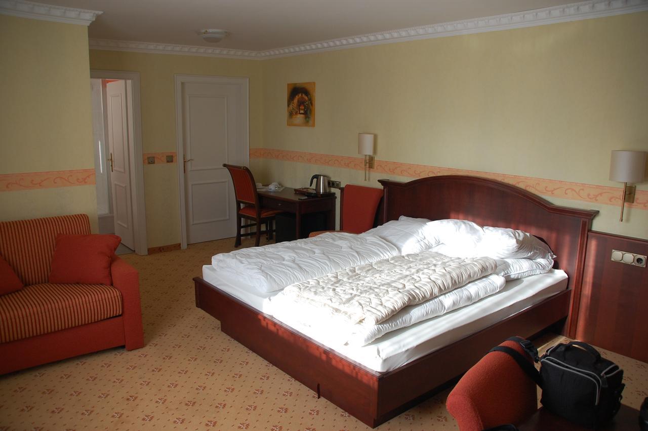 Kegel Tanz Palast Winterberg Hotel Bagian luar foto