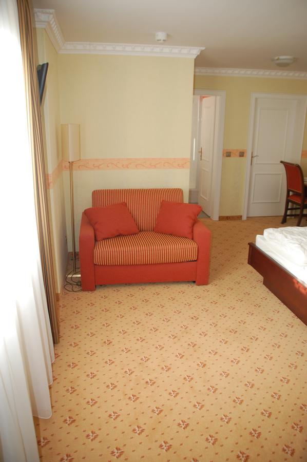 Kegel Tanz Palast Winterberg Hotel Bagian luar foto