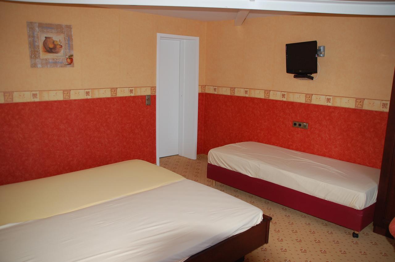 Kegel Tanz Palast Winterberg Hotel Bagian luar foto